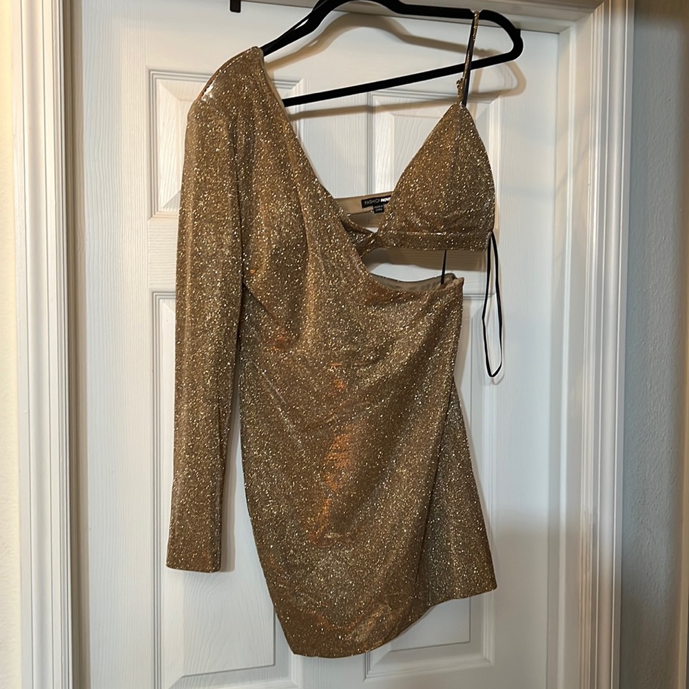 Fashion Nova: Gold Dress: Size Large